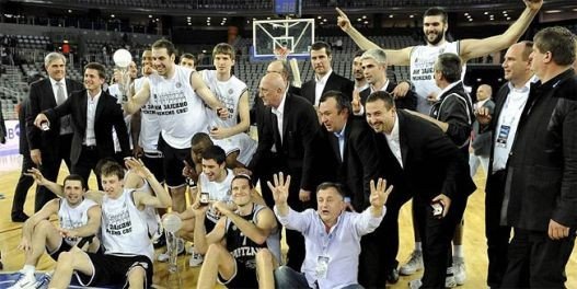 partizan slavi nad cibonom u zg.jpg, 59 KB